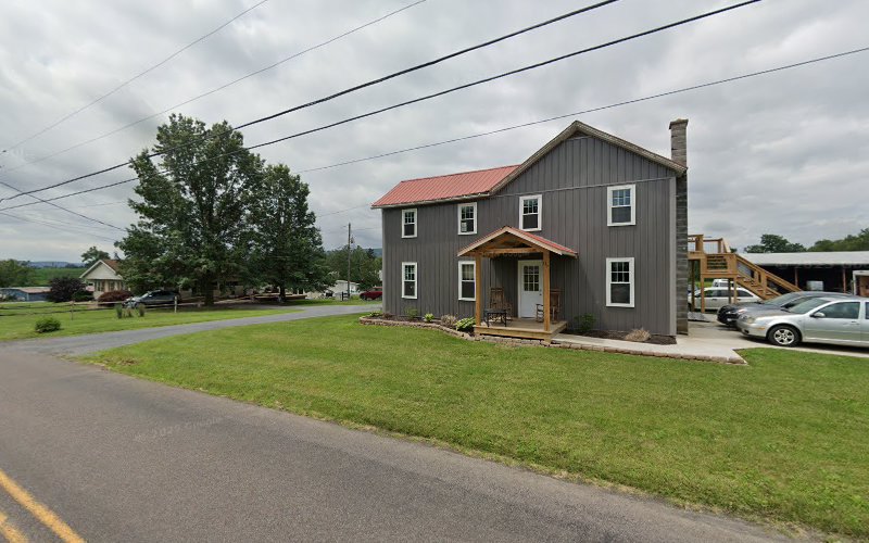 Bubbles Barks & Biscuits