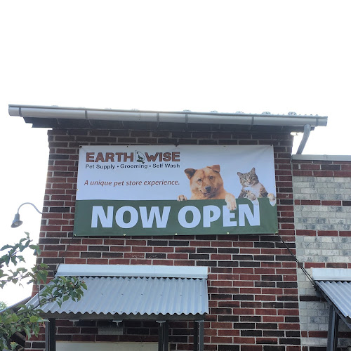 EarthWise Pet Supply & Grooming Madison