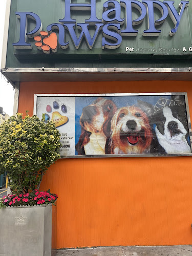 Happy Paws Pet Resort