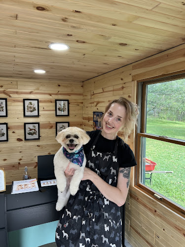 Mythical Tails Dog Grooming