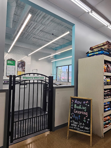 Pet Supplies Plus Knoxville - Harvest Grooming