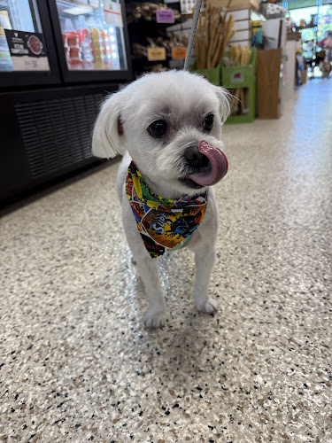 Tabby & Jack's Pet Supplies and Grooming East Washington Ave